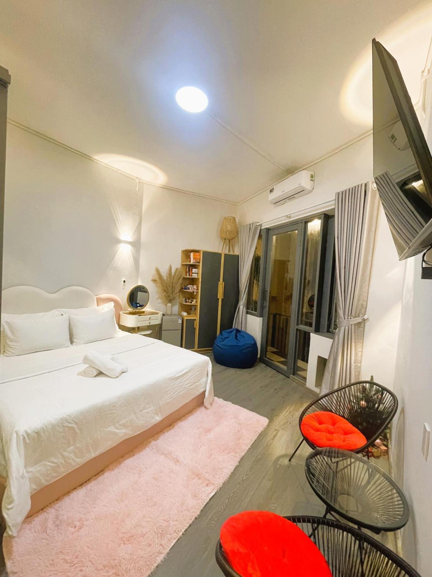6Even Hotel - Have A Staycation In The Cafe Apartments Building Cidade de Ho Chi Minh Exterior foto