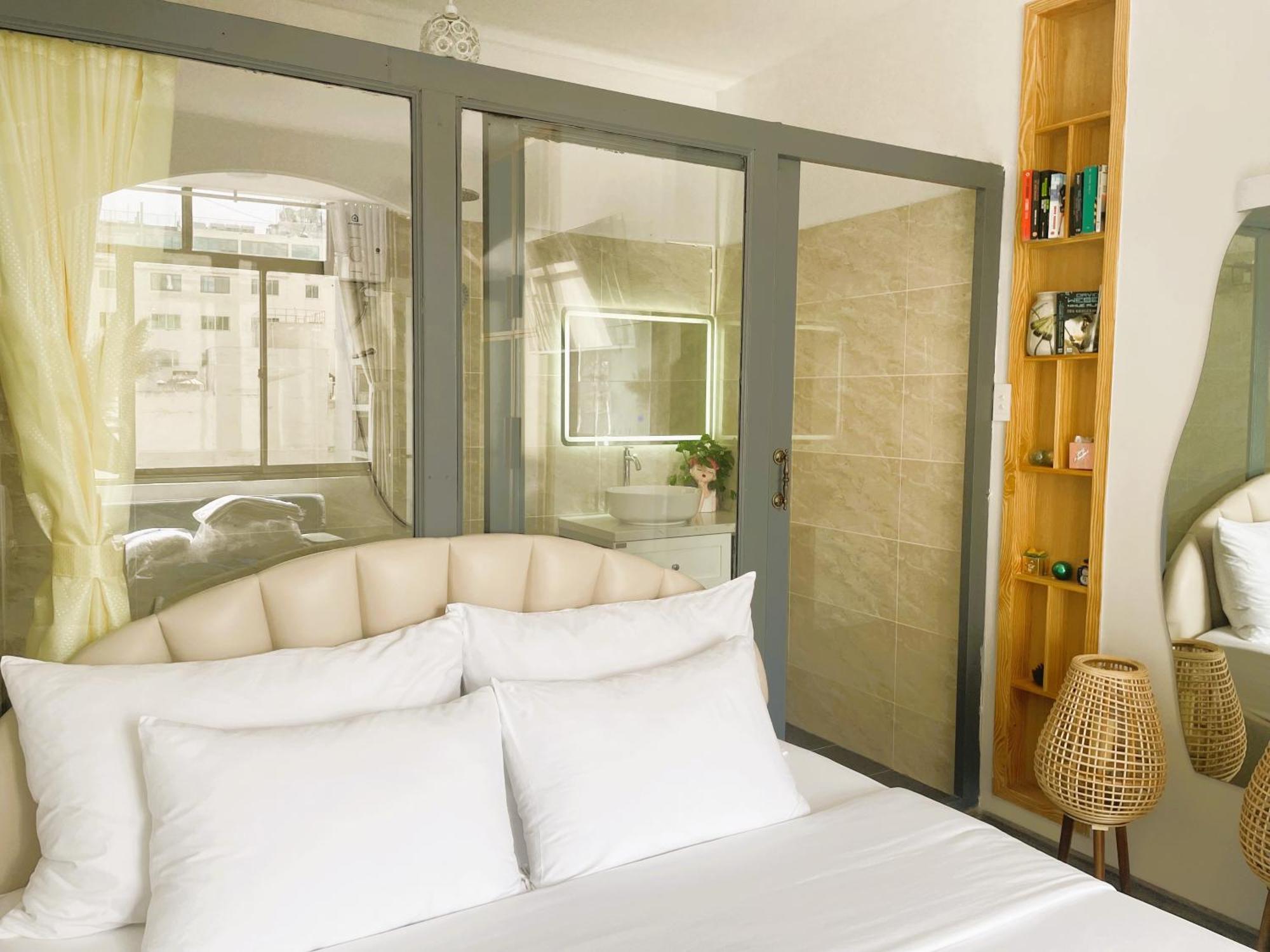 6Even Hotel - Have A Staycation In The Cafe Apartments Building Cidade de Ho Chi Minh Exterior foto