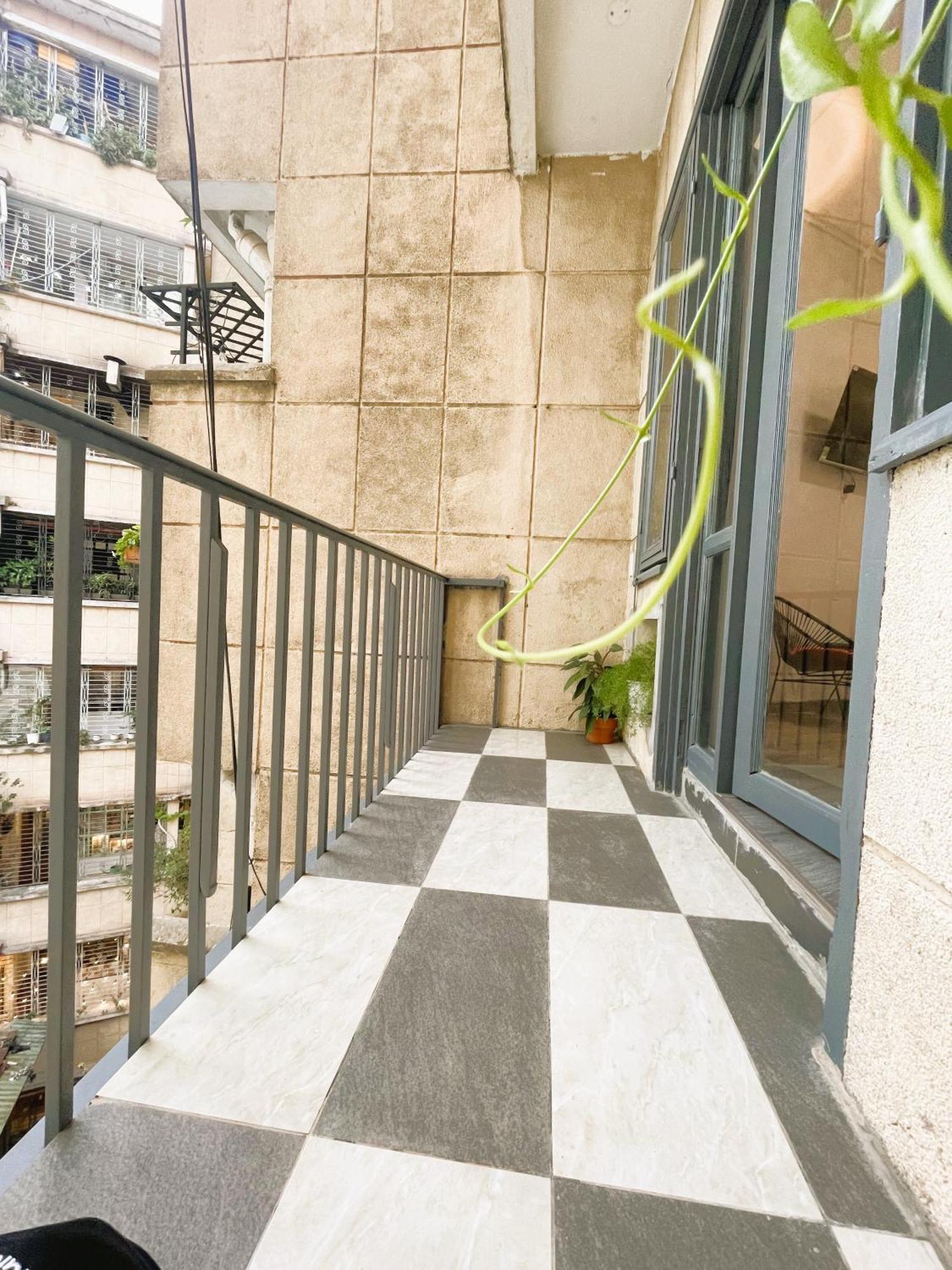 6Even Hotel - Have A Staycation In The Cafe Apartments Building Cidade de Ho Chi Minh Exterior foto