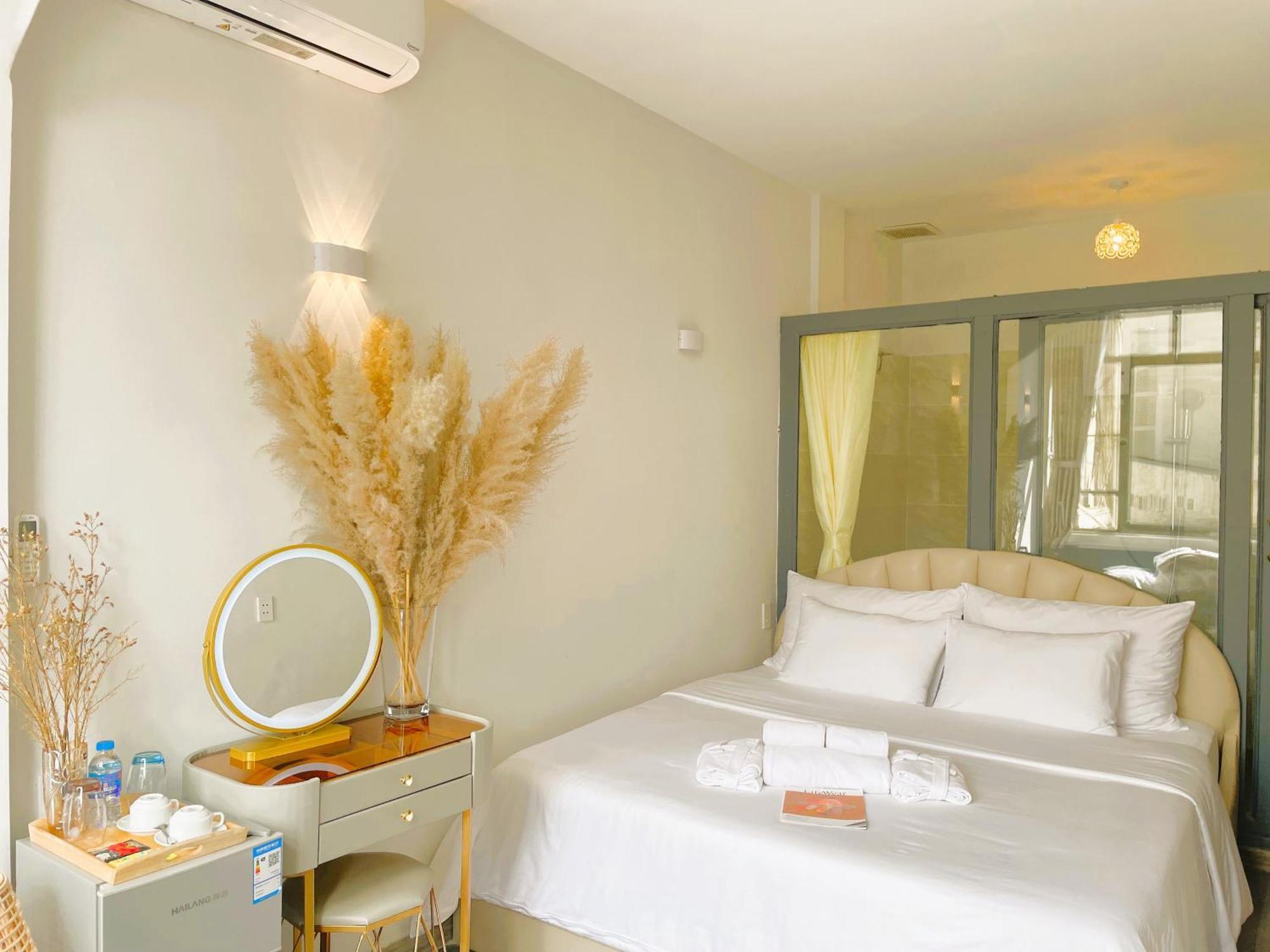 6Even Hotel - Have A Staycation In The Cafe Apartments Building Cidade de Ho Chi Minh Exterior foto
