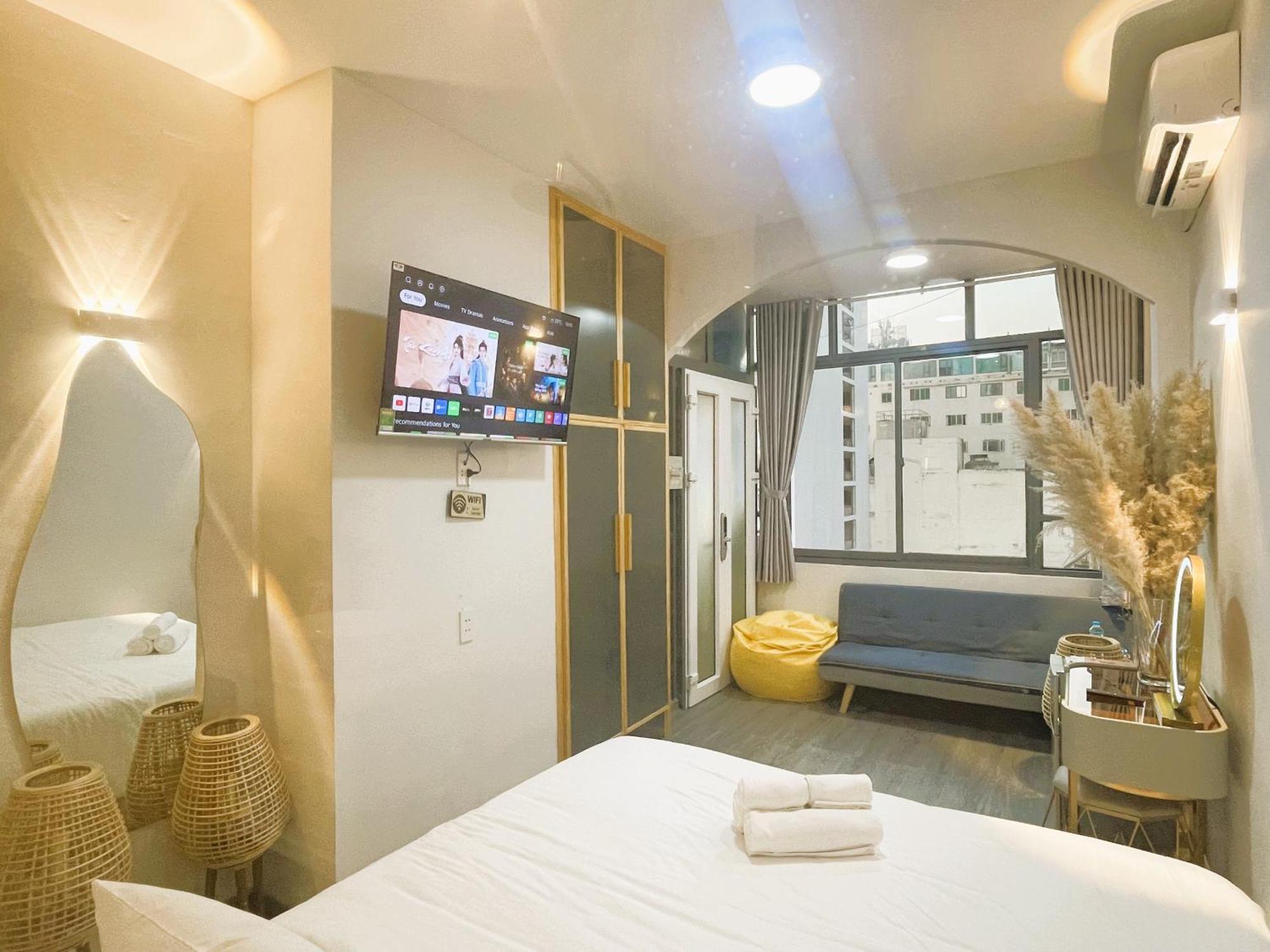 6Even Hotel - Have A Staycation In The Cafe Apartments Building Cidade de Ho Chi Minh Exterior foto