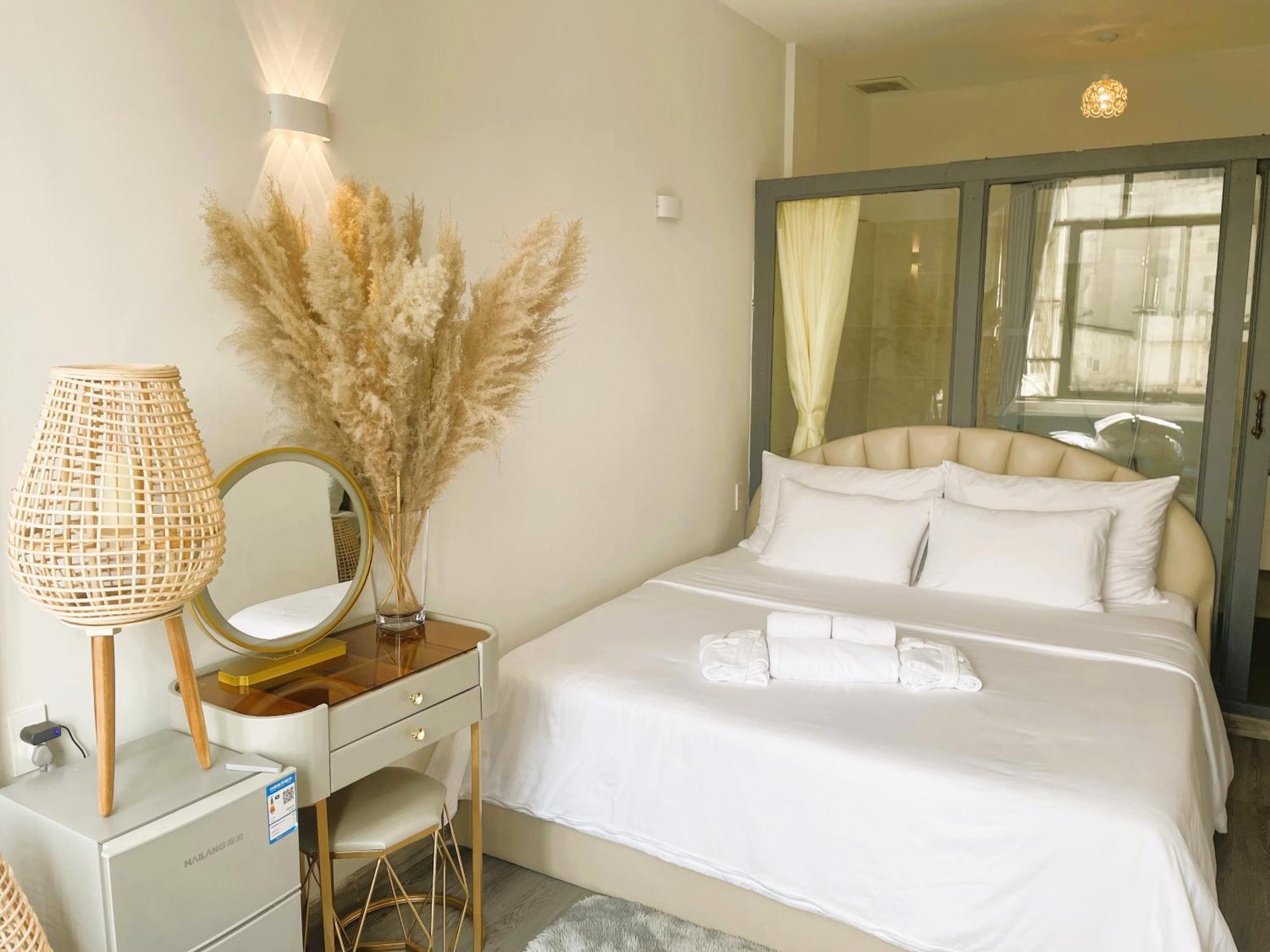 6Even Hotel - Have A Staycation In The Cafe Apartments Building Cidade de Ho Chi Minh Exterior foto