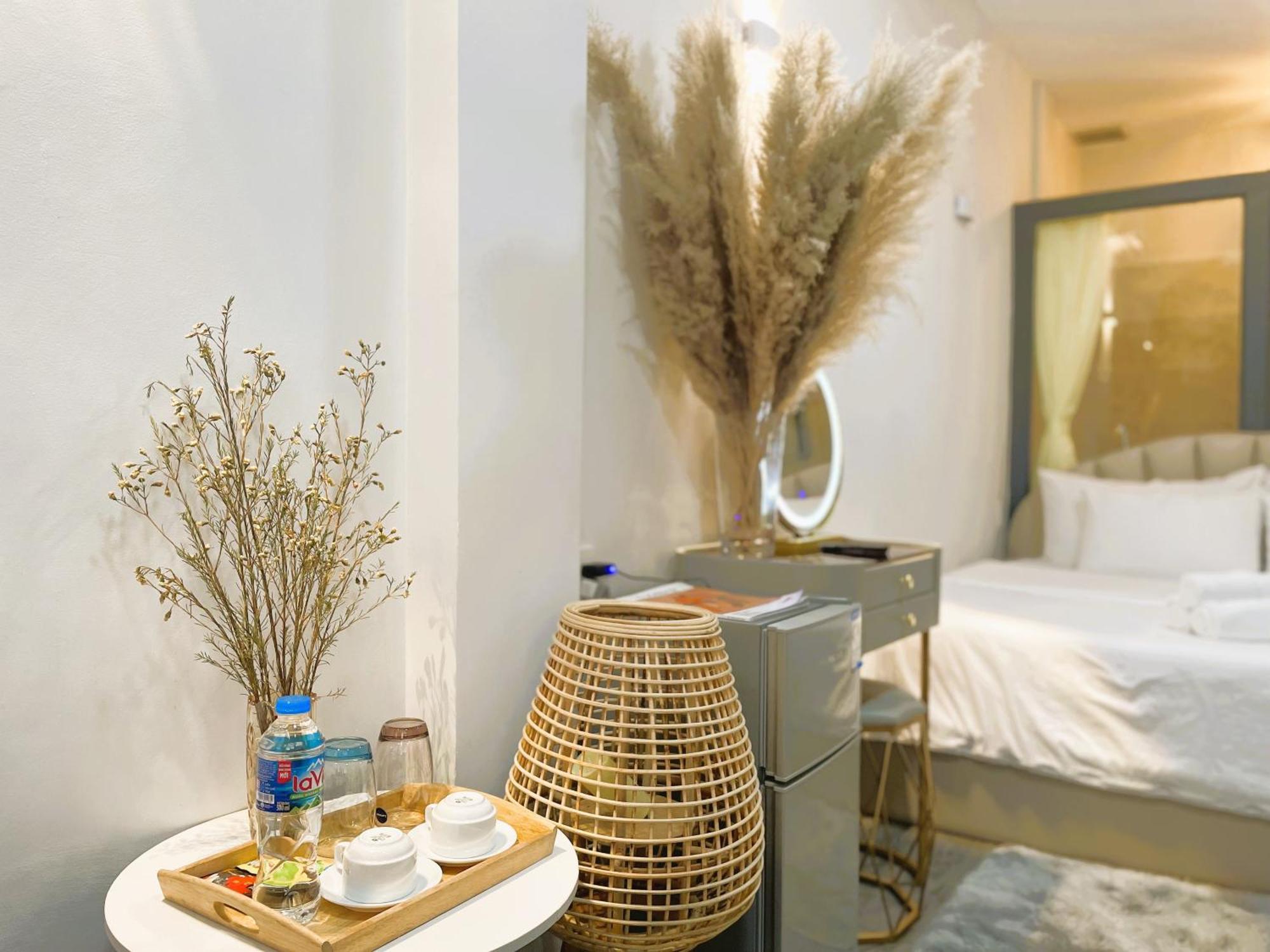 6Even Hotel - Have A Staycation In The Cafe Apartments Building Cidade de Ho Chi Minh Exterior foto