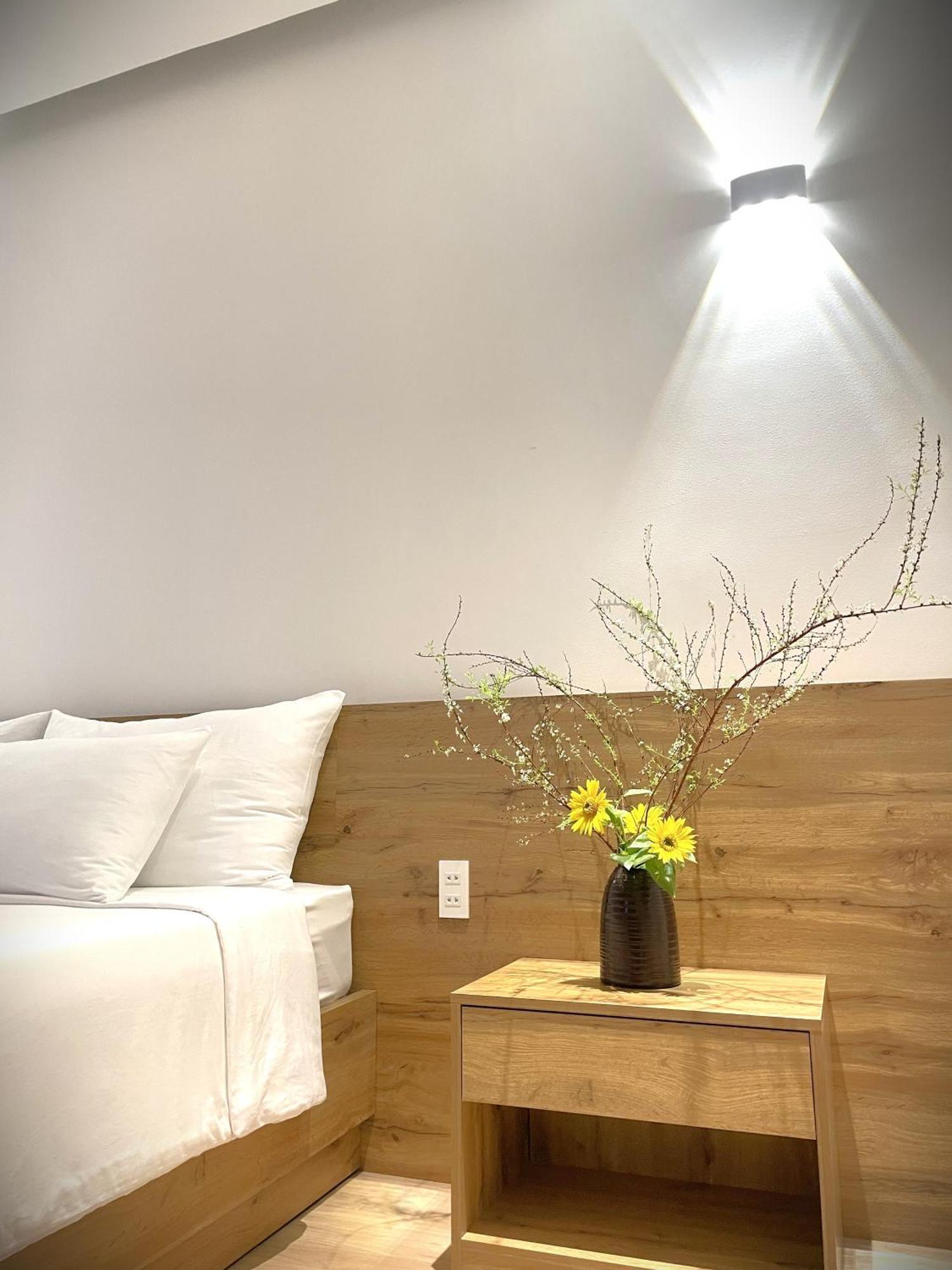 6Even Hotel - Have A Staycation In The Cafe Apartments Building Cidade de Ho Chi Minh Exterior foto